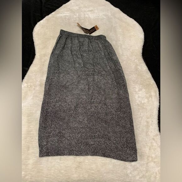 New Finity Naturals‎ Womens 100% Silk Long Black Skirt Size 1X - Picture 1 of 6